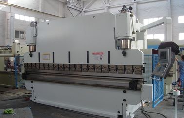 Delem CNC Hydraulic Press Brake , 6mm Thickness 200T steel sheet bender